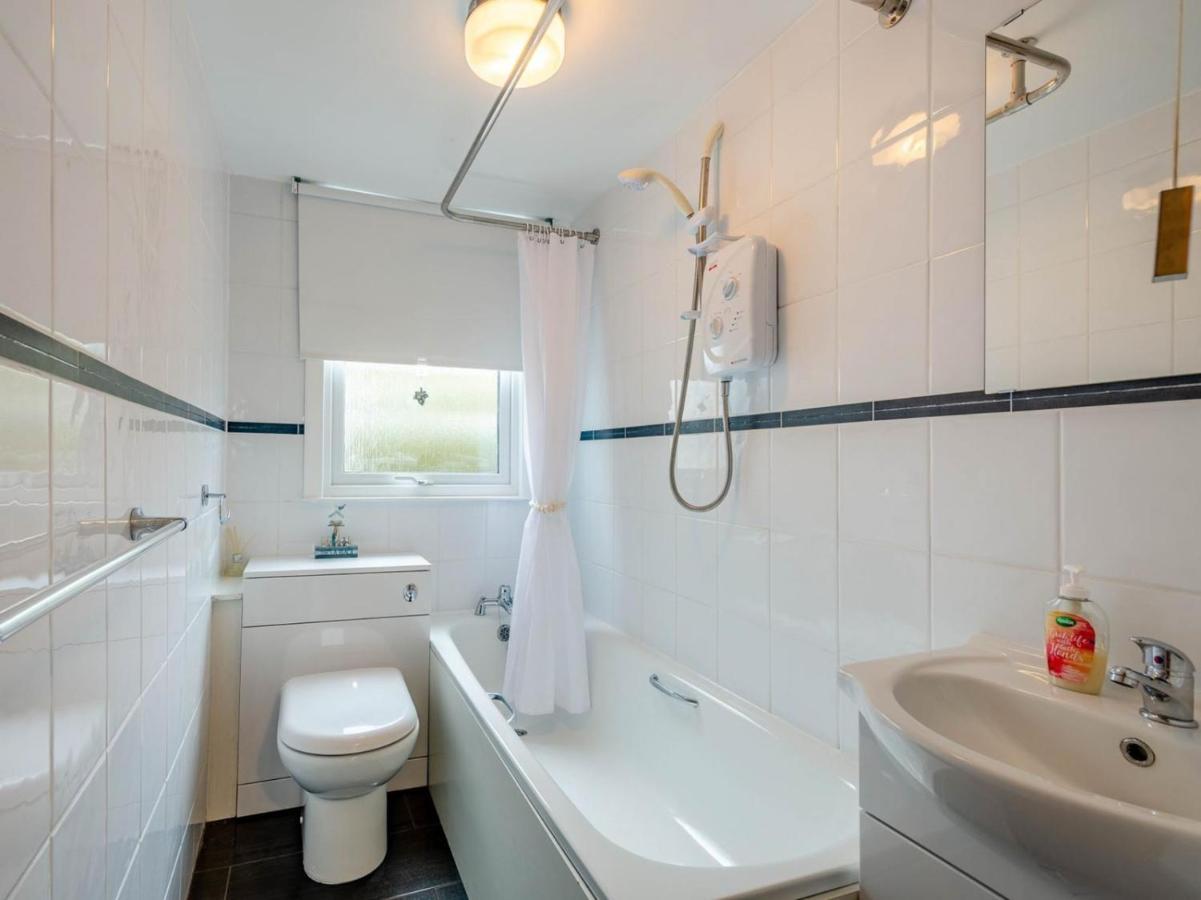 Cosy 3 Bedroom Home In Centre Of Brodick Exterior foto