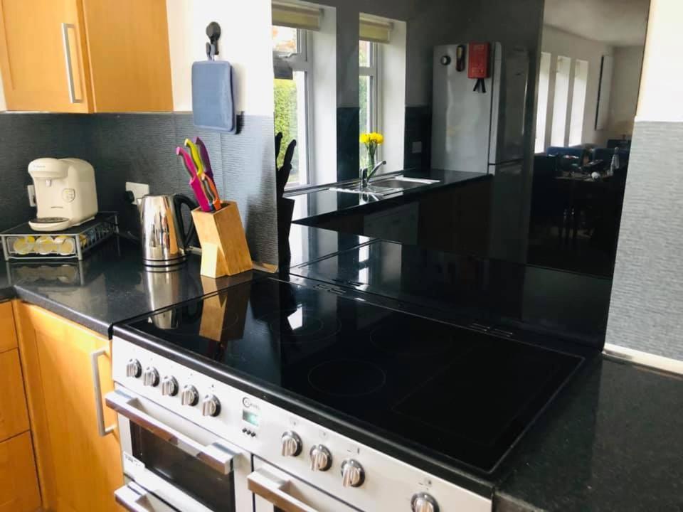 Cosy 3 Bedroom Home In Centre Of Brodick Exterior foto