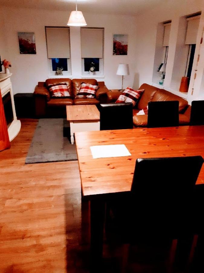 Cosy 3 Bedroom Home In Centre Of Brodick Exterior foto